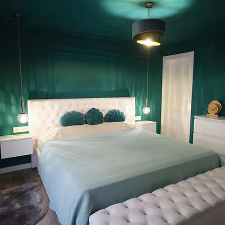 Apartment The Luxe Haven