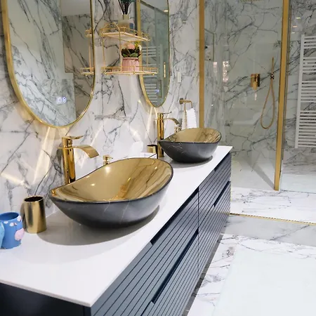 The Luxe Haven *